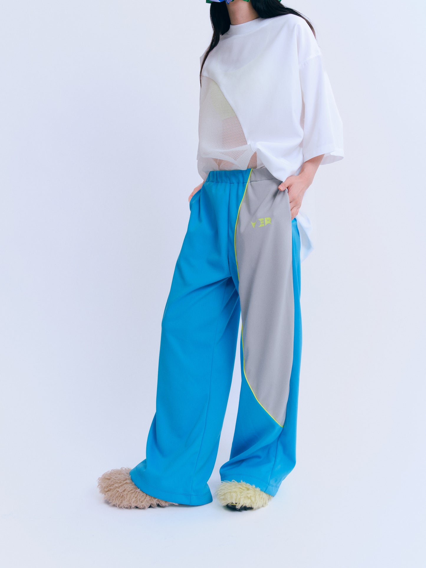 ストレートジャージパンツ