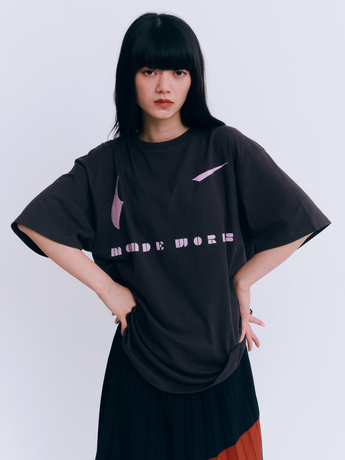 OVER ロゴTシャツ
