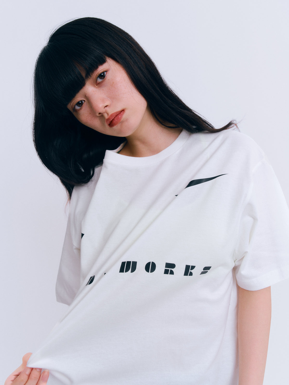 OVER ロゴTシャツ
