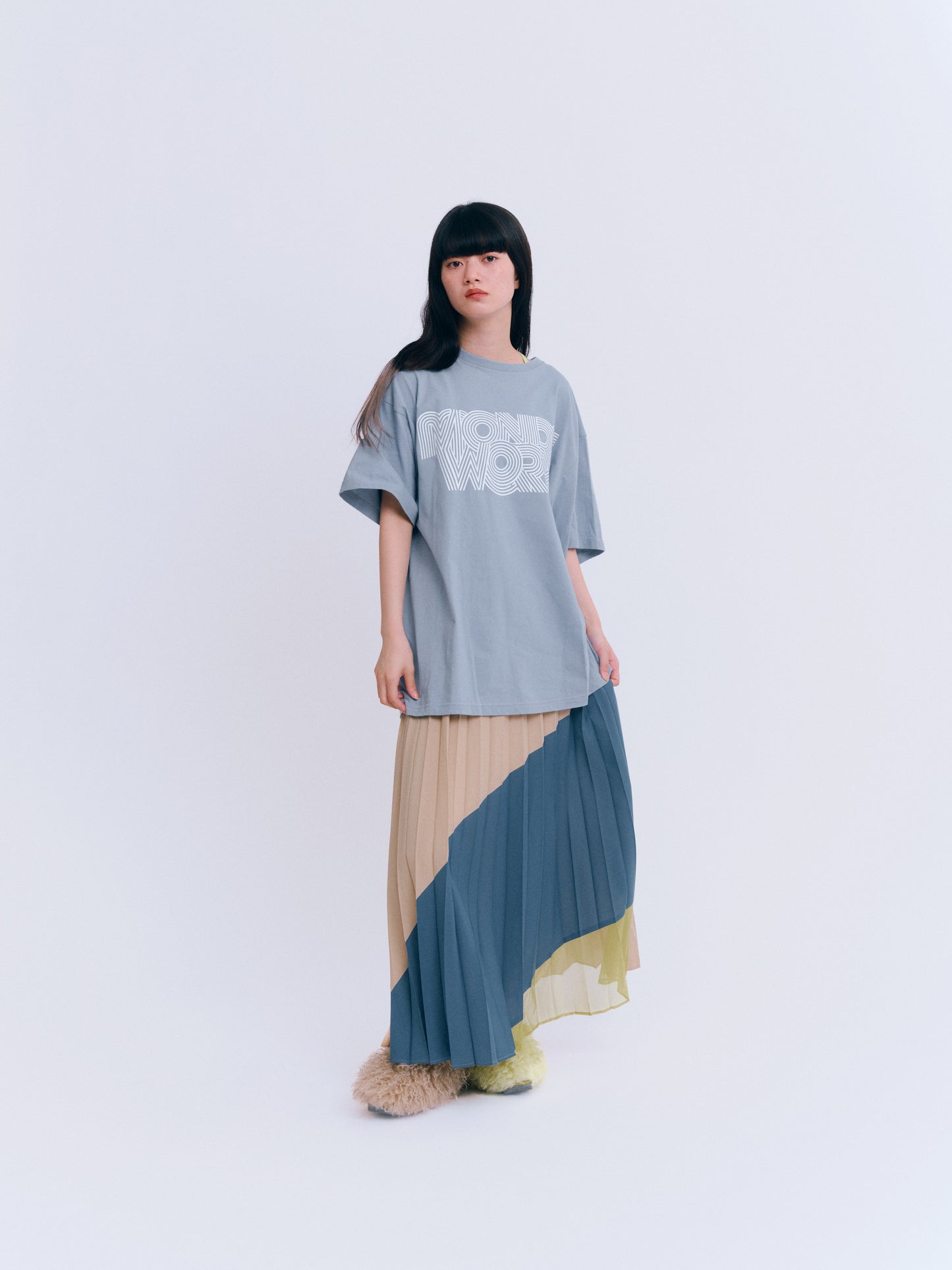 MONDEWORKロゴT 13