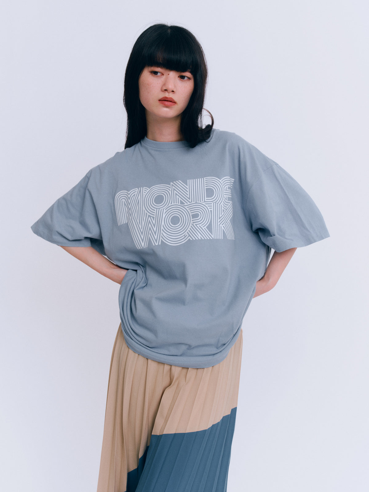 MONDEWORKロゴT 16