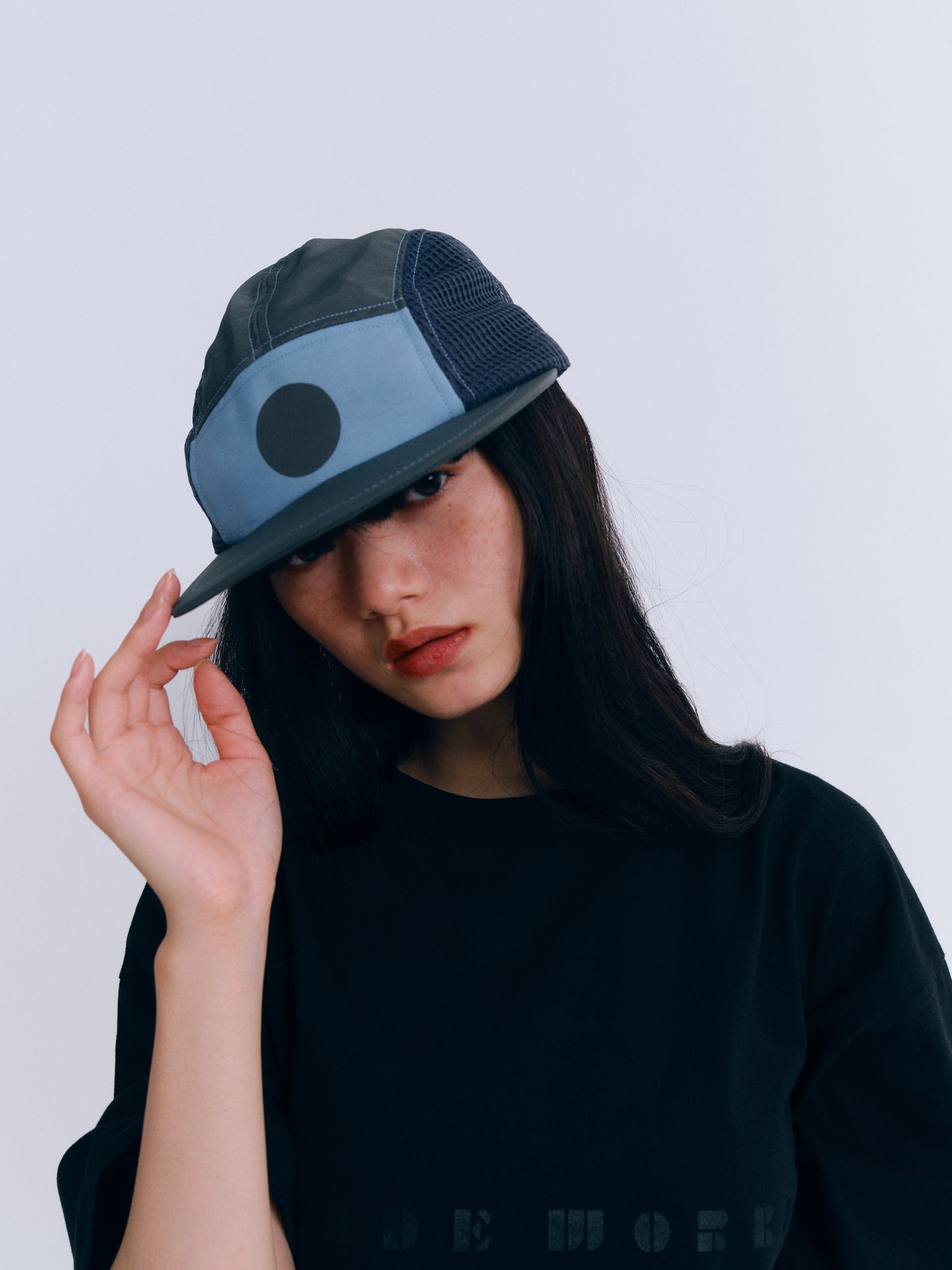 REFLECT CIRCLE MESH CAP