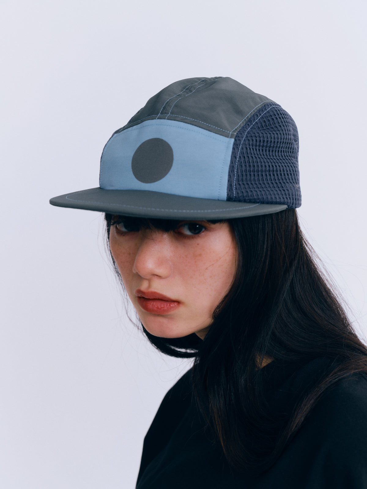 REFLECT CIRCLE MESH CAP