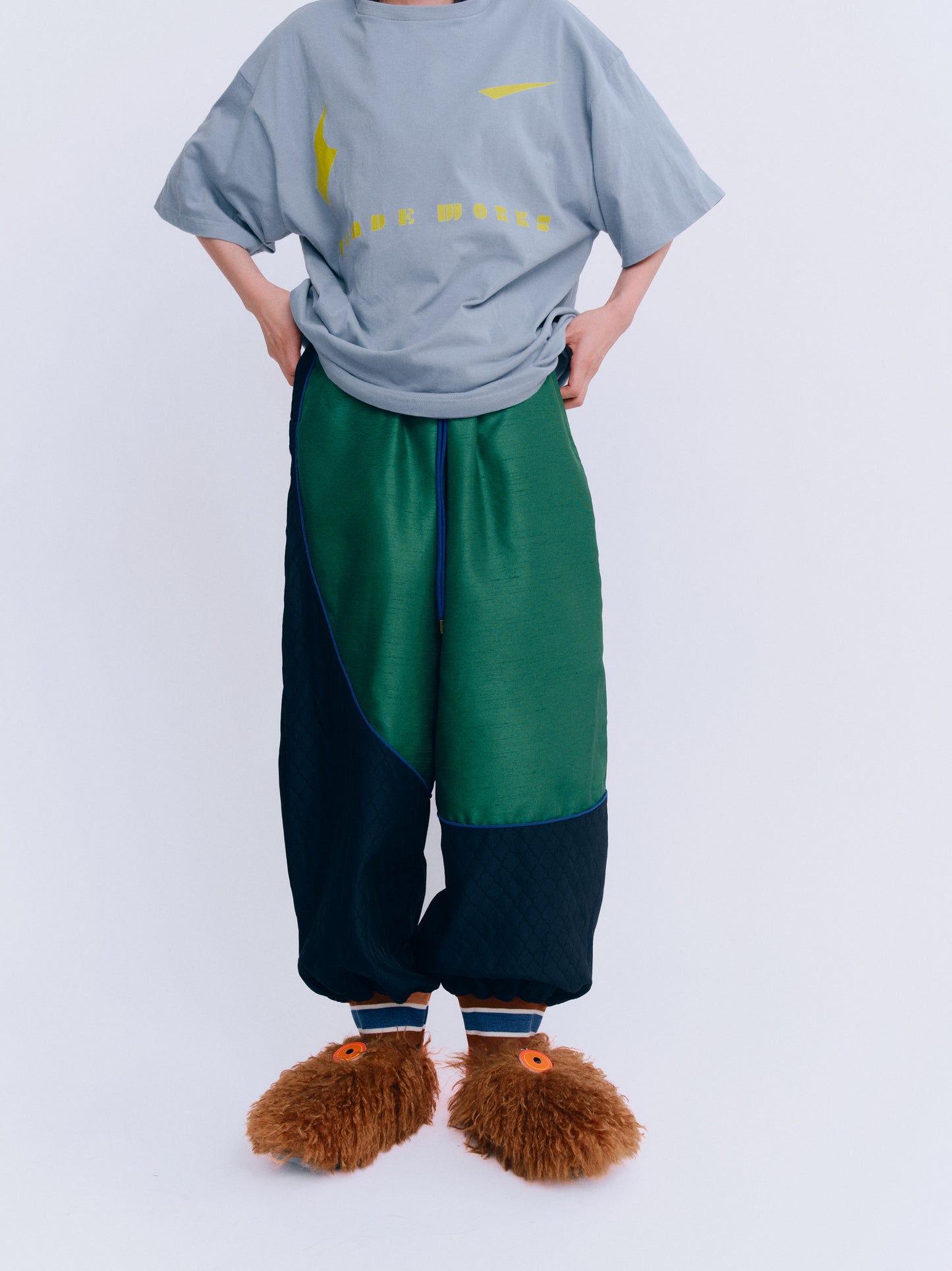 アラジンパンツ