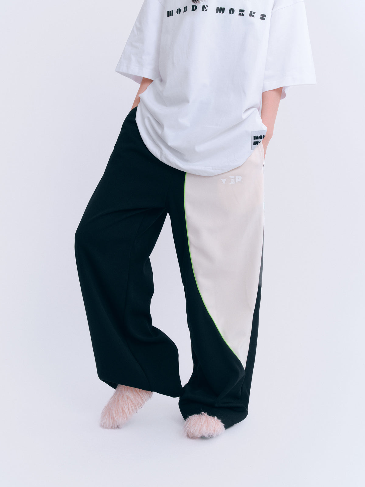 ストレートジャージパンツ