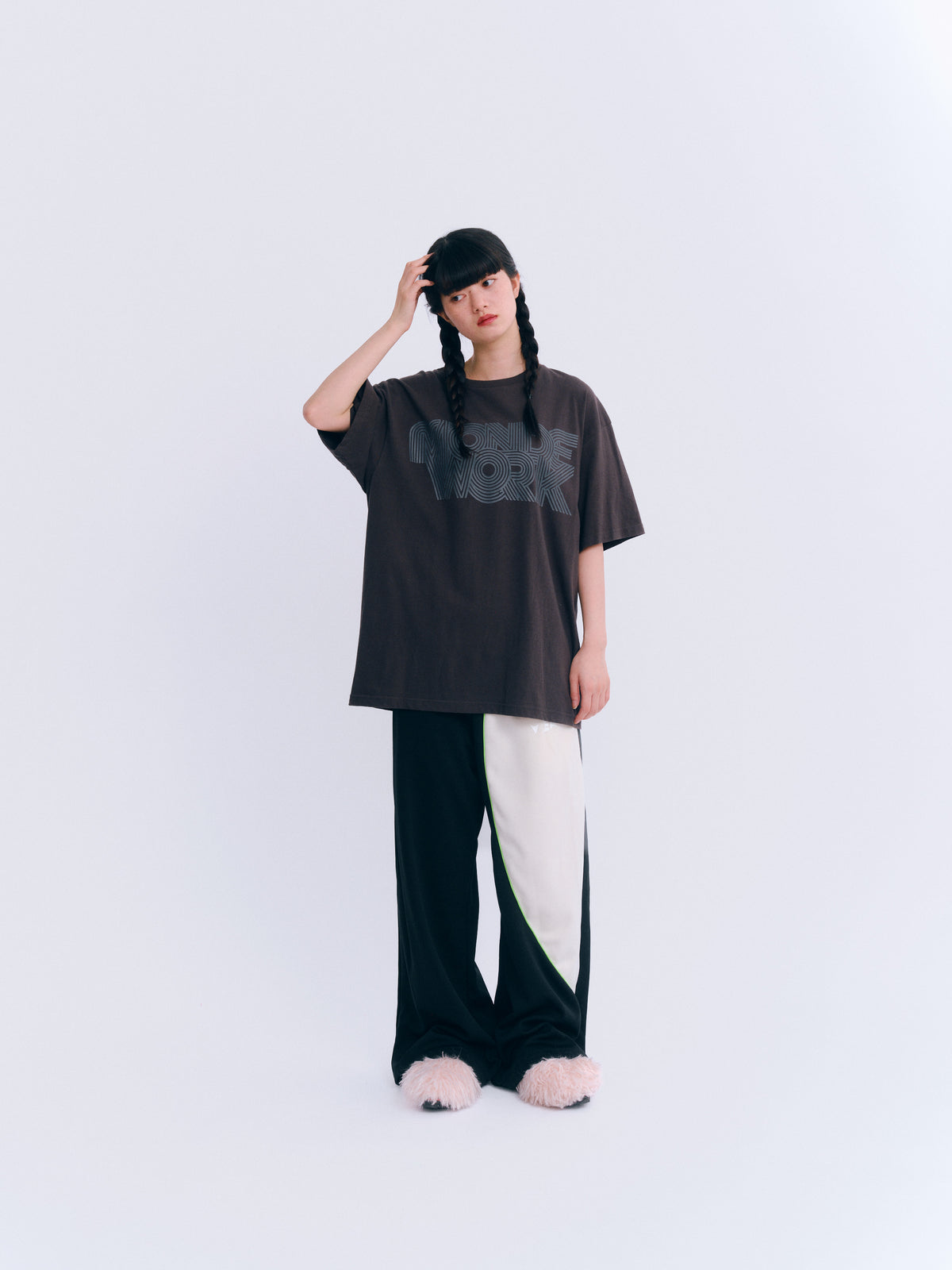 MONDEWORKロゴT 21
