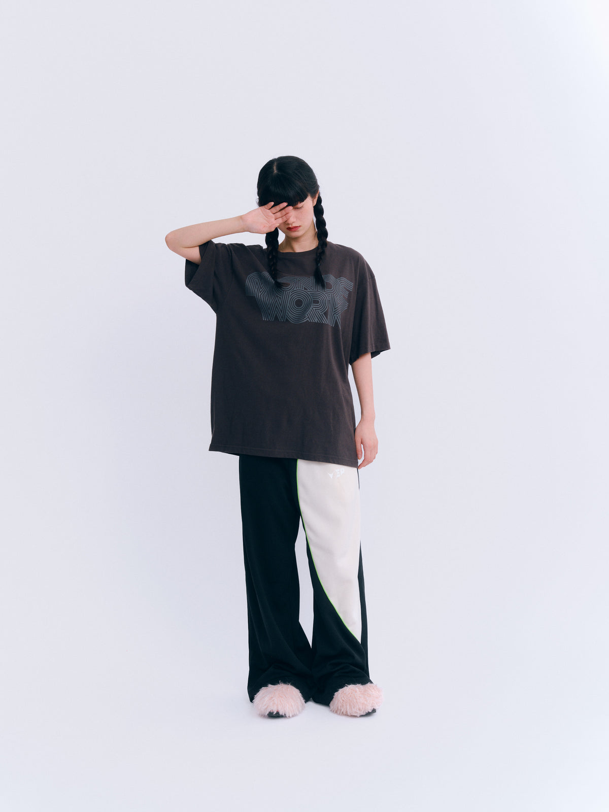 MONDEWORKロゴT 22