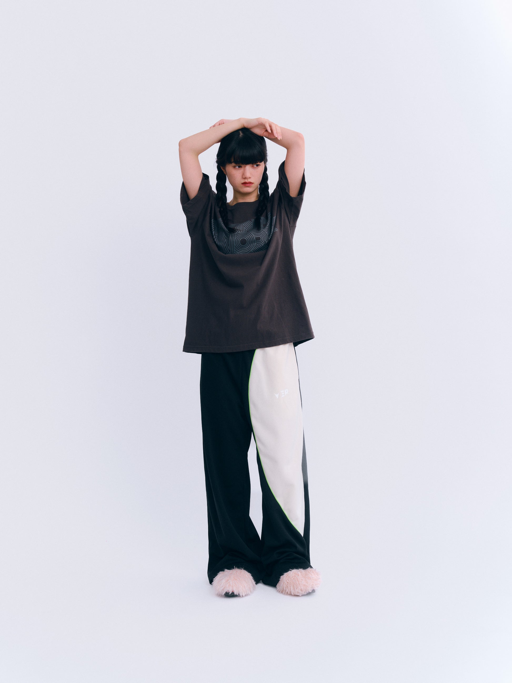 MONDEWORKロゴT 23