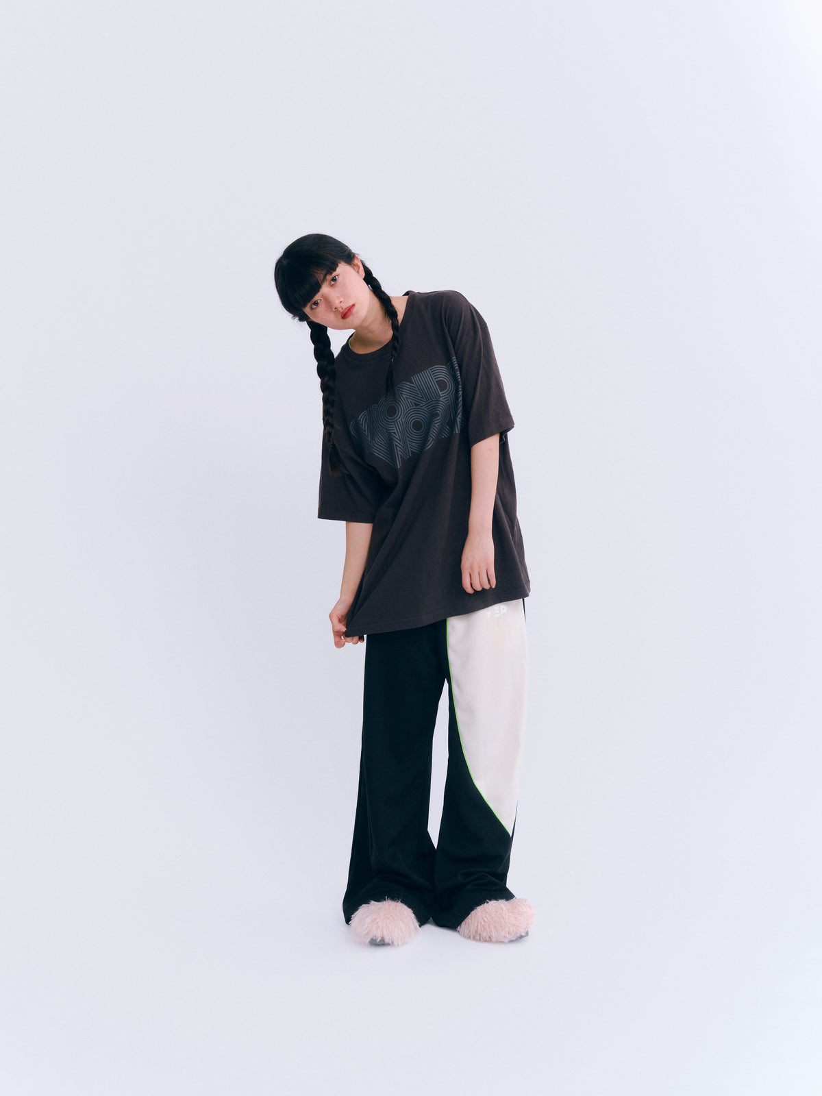 MONDEWORKロゴT 25