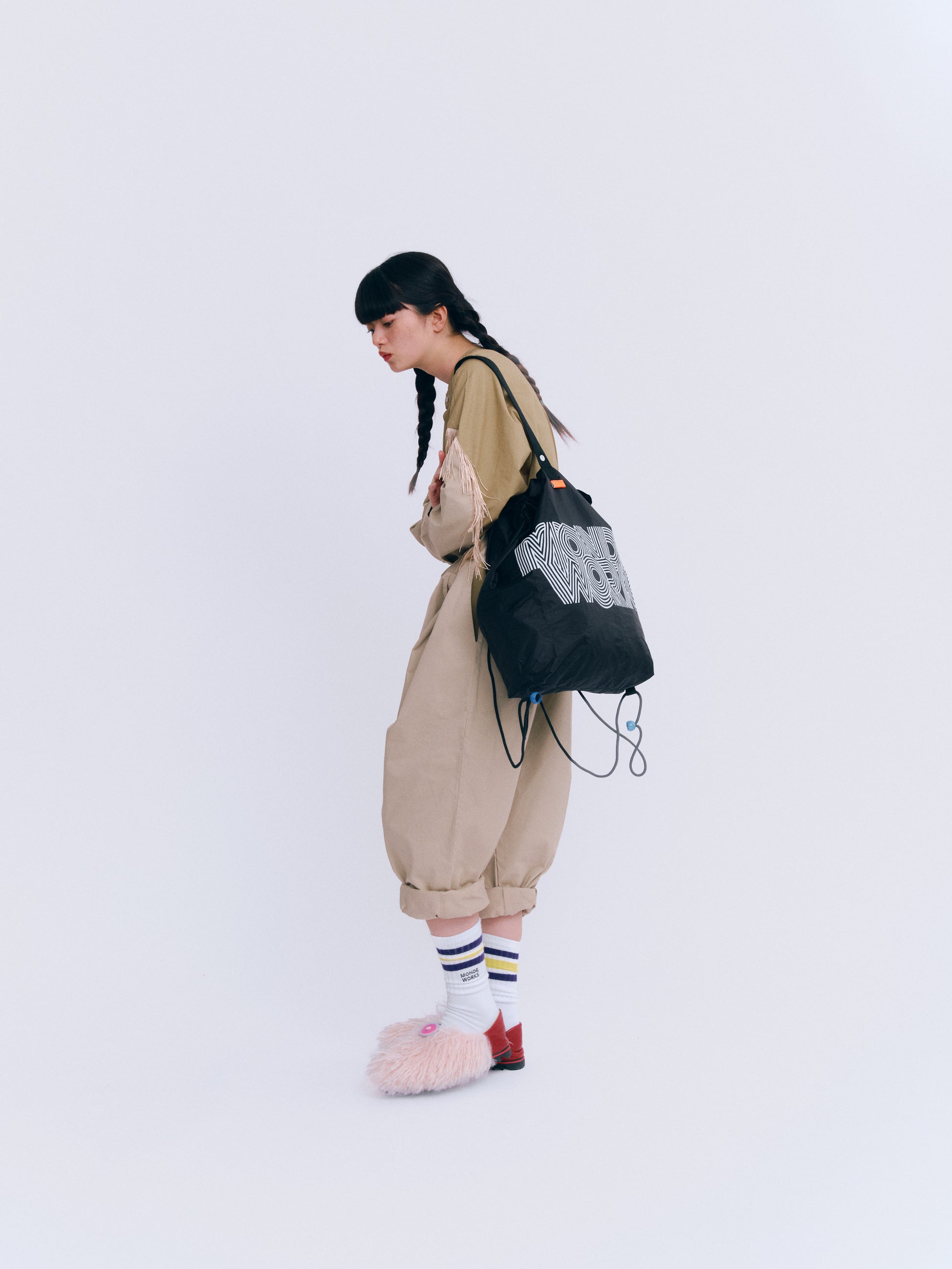 MONDEWORKロゴ３WAYナップサック 7