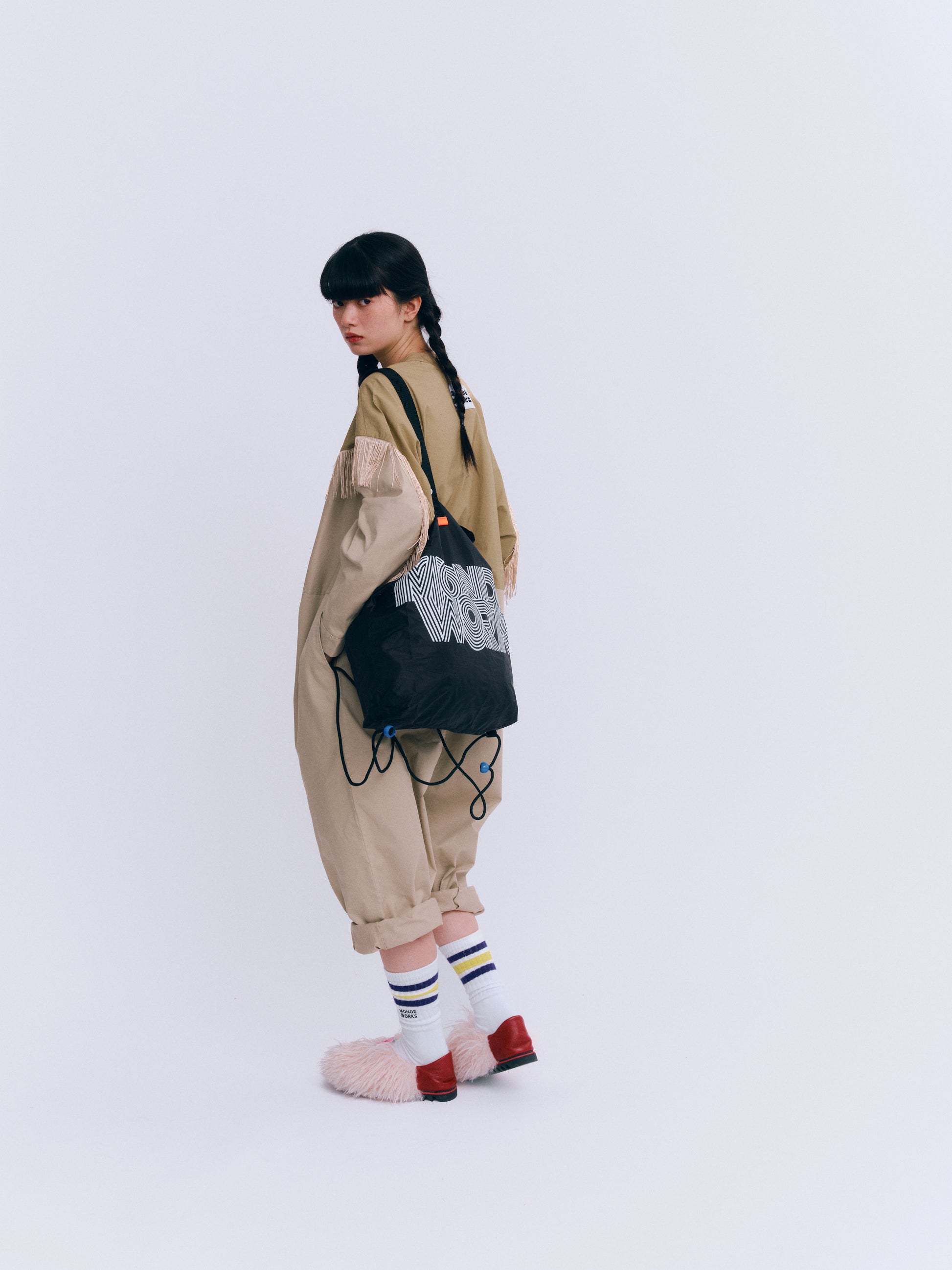 MONDEWORKロゴ３WAYナップサック 9