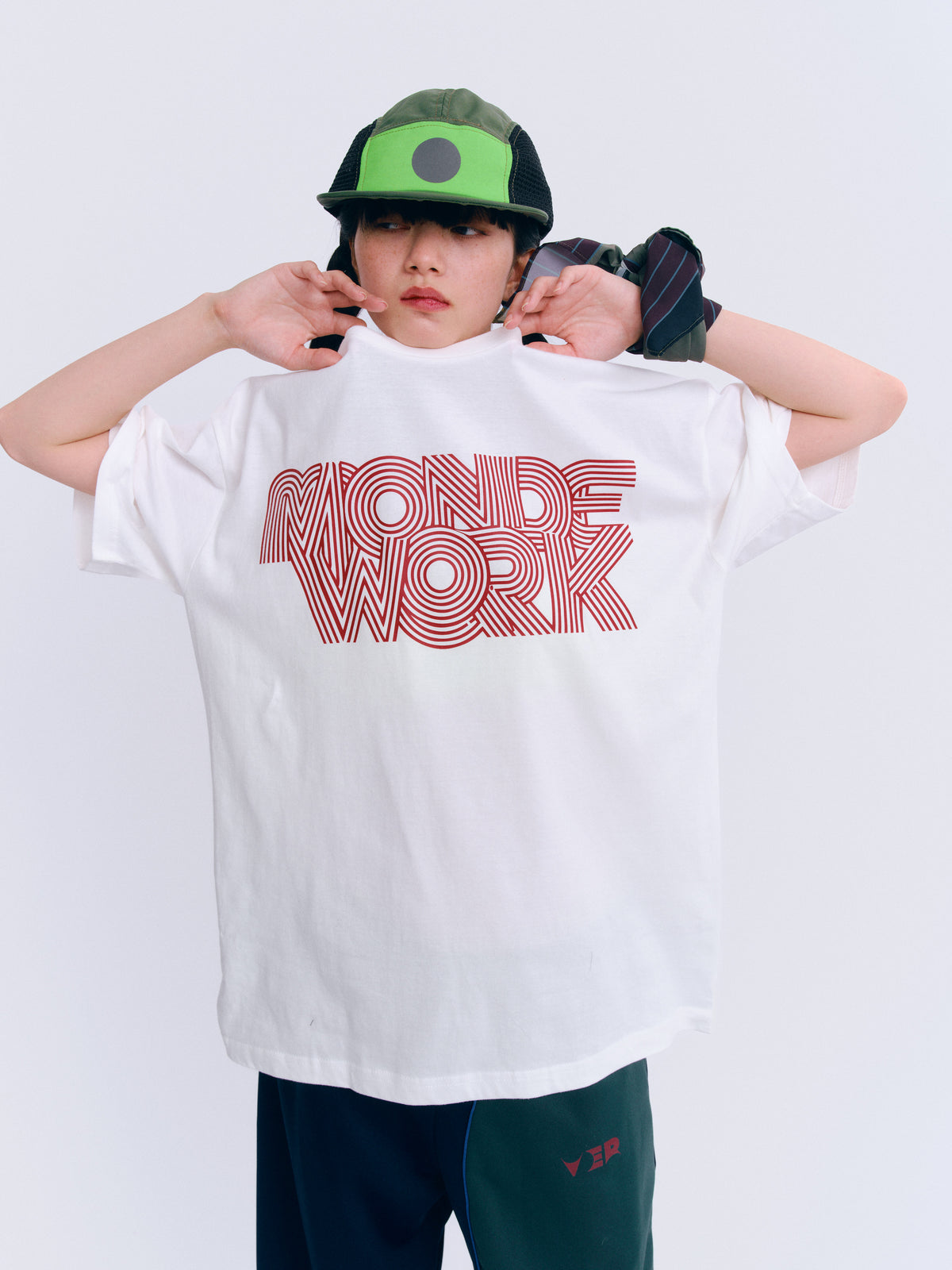 MONDEWORKロゴT 33