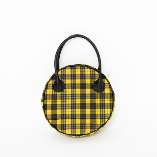 NYL230302ch_yellow