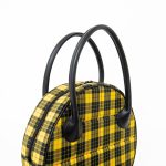 NYL230302ch_yellow