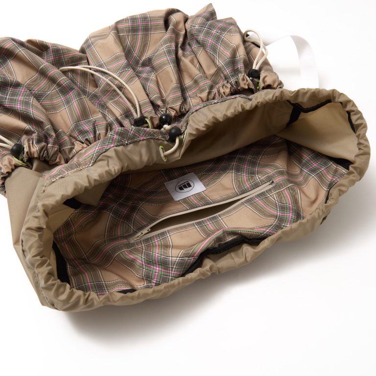 MO25-016_BEIGE